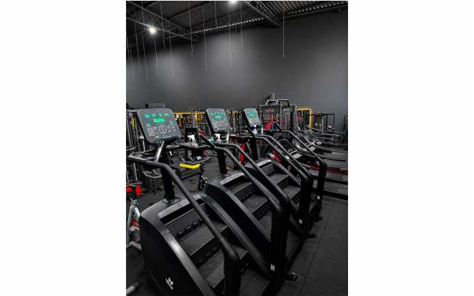 MONSTER GYM ACADEMIA1